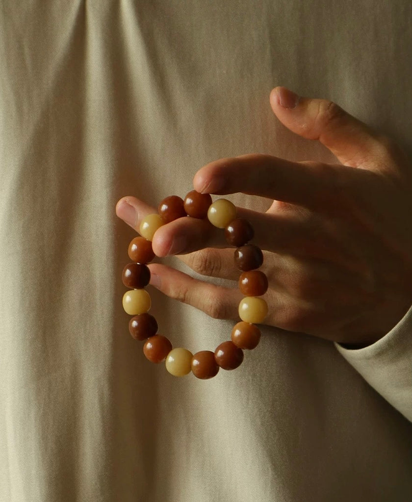 Warm Light Jade Bodhi Root Bracelet - VOUTHAM