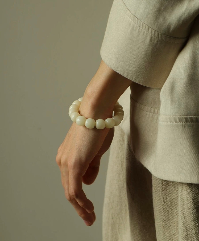 Moonlight Purity Jade Bodhi Root Bracelet - VOUTHAM